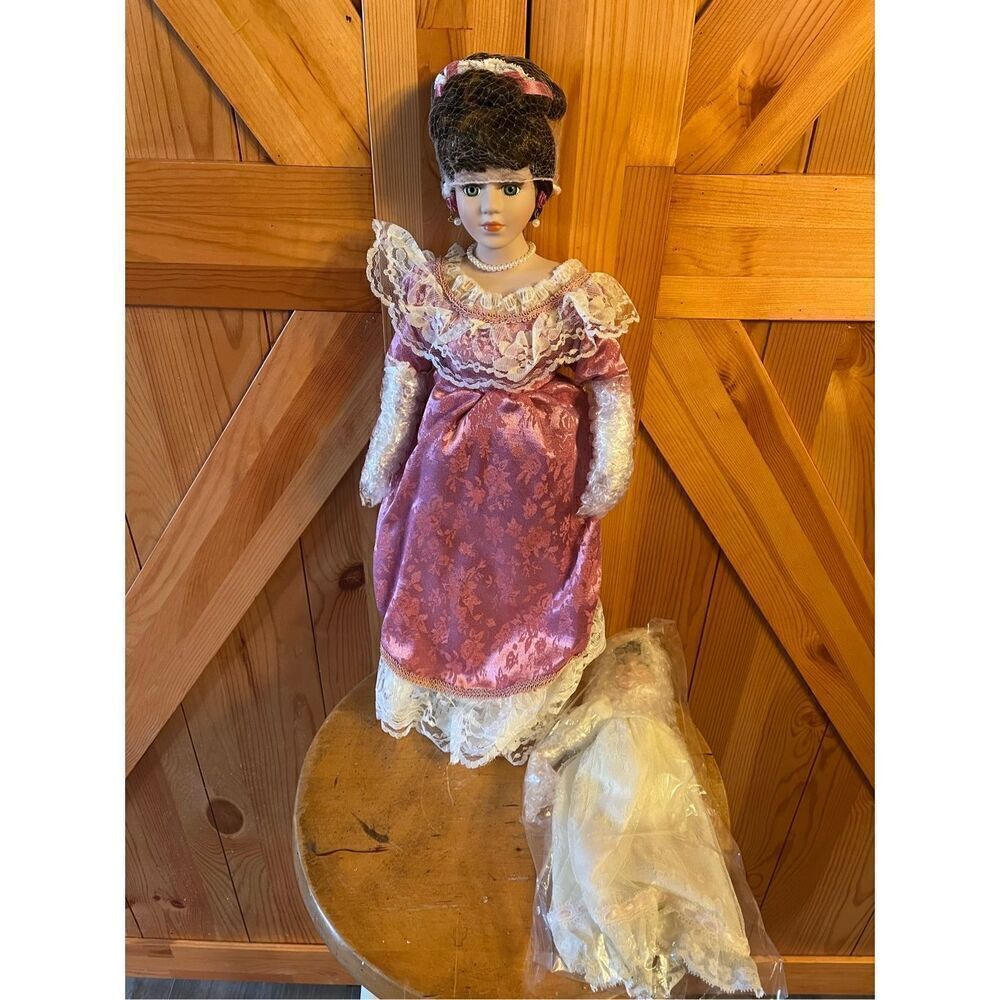 HERITAGE SIGNATURE COLLECTION "ROSE" VICTORIAN DOLL & BABY PORCELAIN NEW